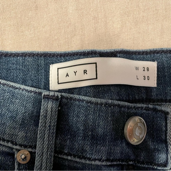 AYR The Riser Denim - Picture 5 of 6